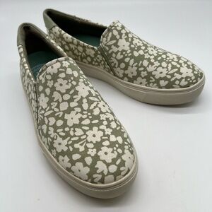 Dr. Scholl’s women’s size 8M sneaker